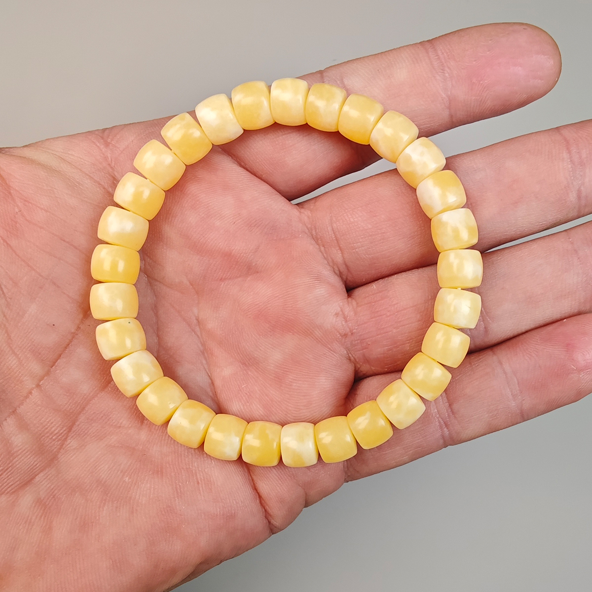 W051波罗的海新蜜直切单圈手串维纳斯款01