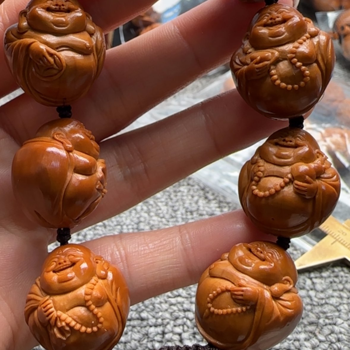 【闪购商品】橄榄核手串云**步