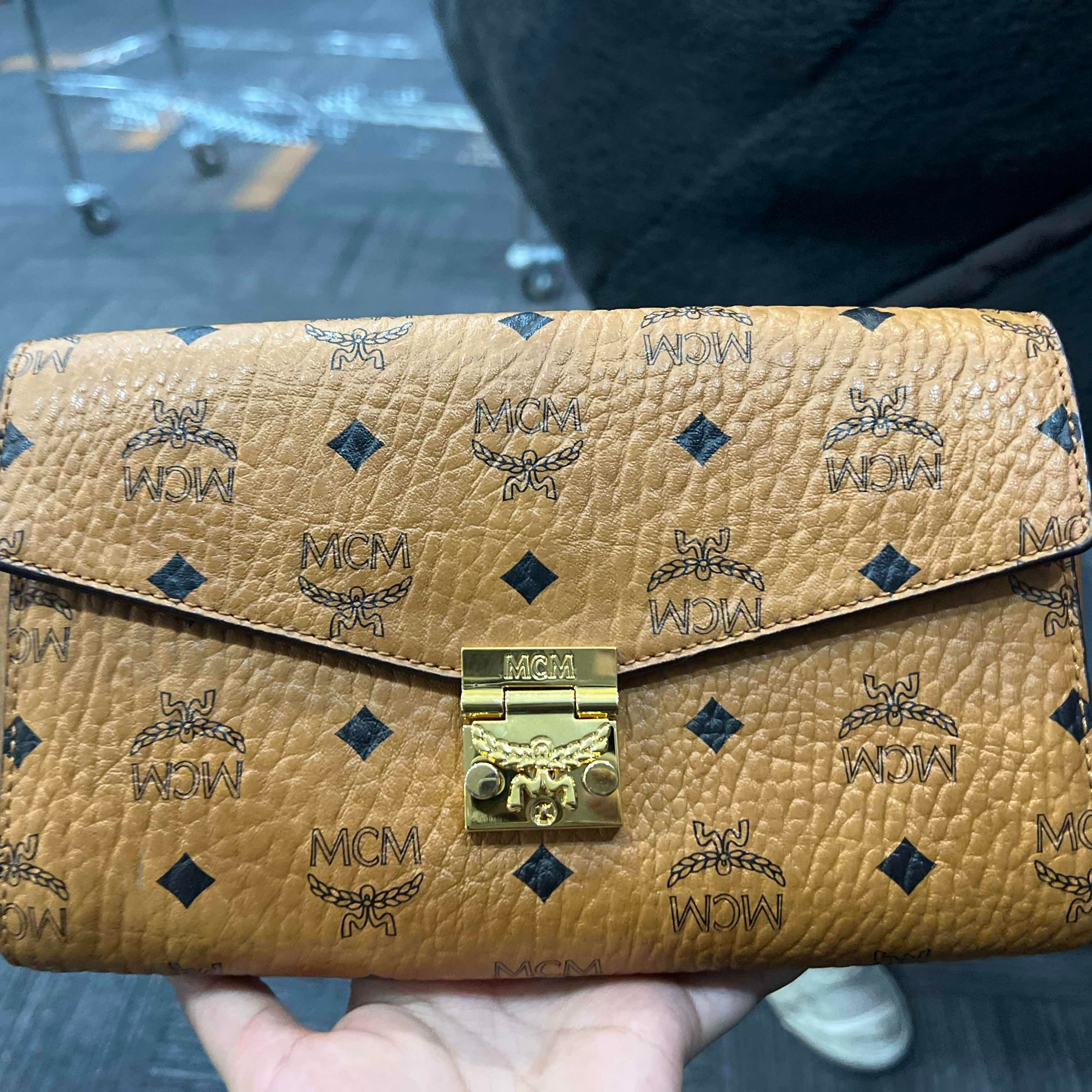 95新 MCM 【桔夕林泽专属】B15/新款链条包中号