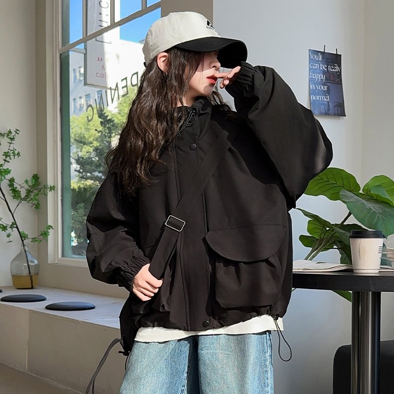 女童冲锋衣外套春秋2025新款洋气大童秋季6-12岁宽松休闲工装上衣