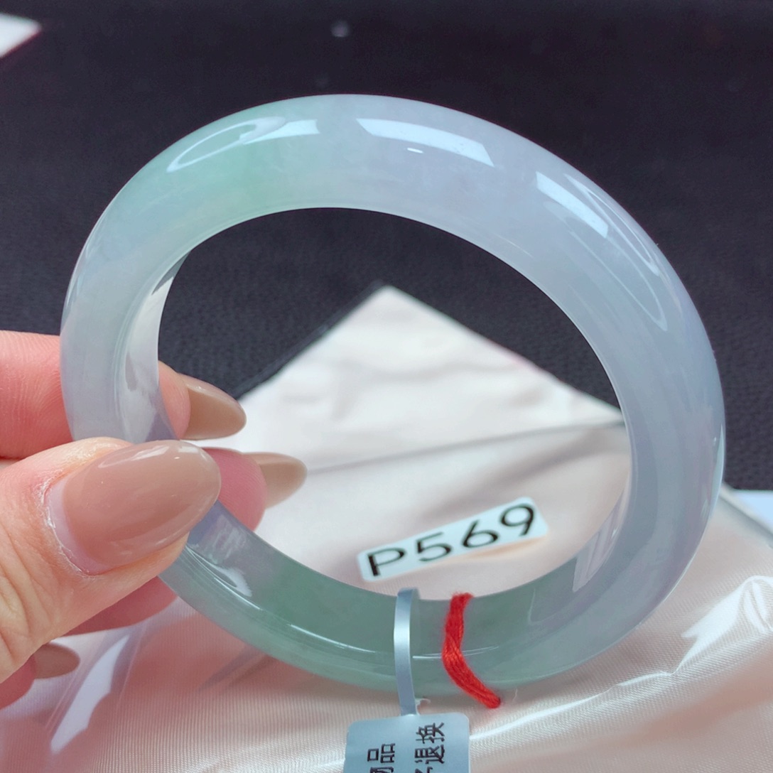 翡翠手镯未镶嵌翡翠88