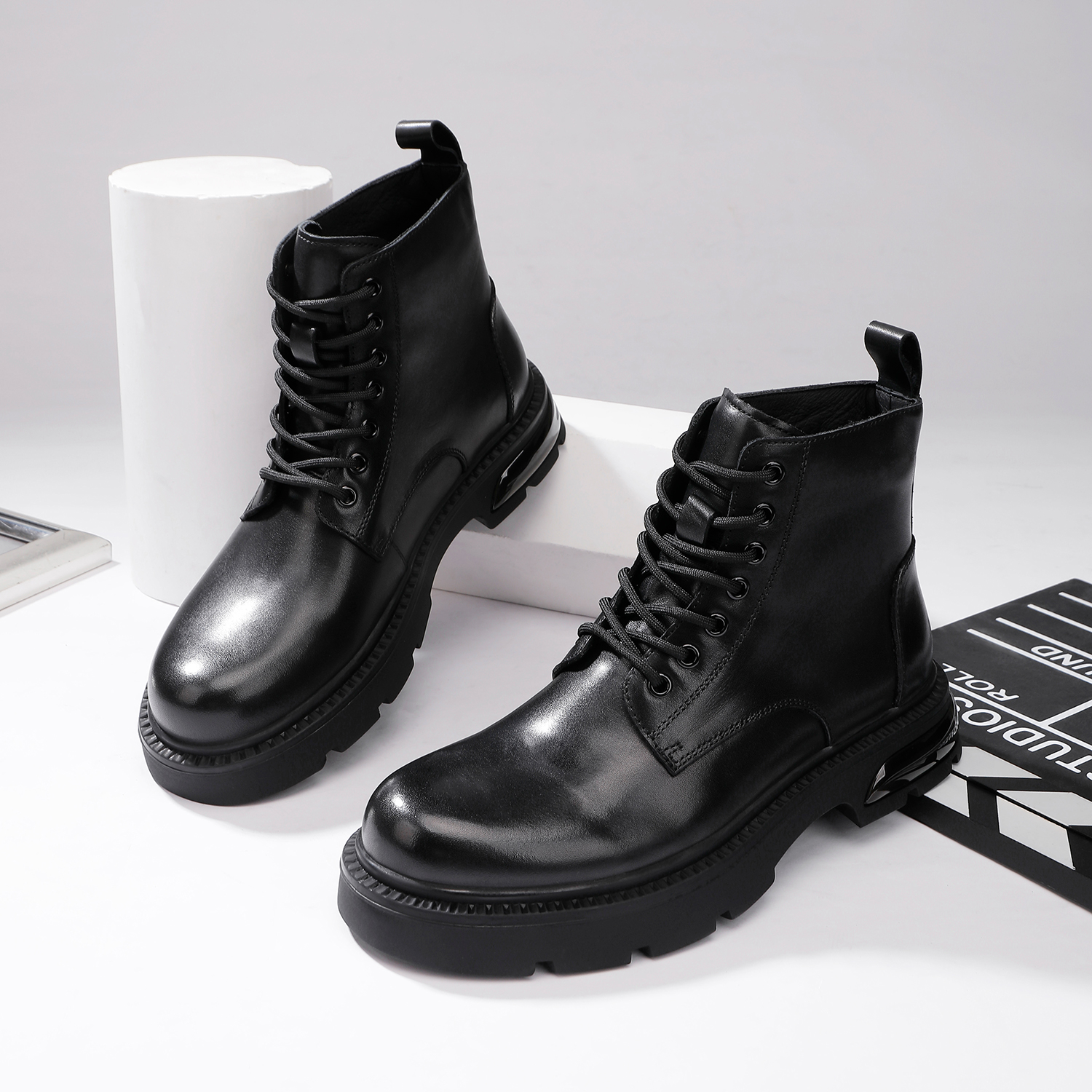 8205秋季头层牛皮休闲马丁靴真皮时尚百搭英伦风潮流厚底男士高帮