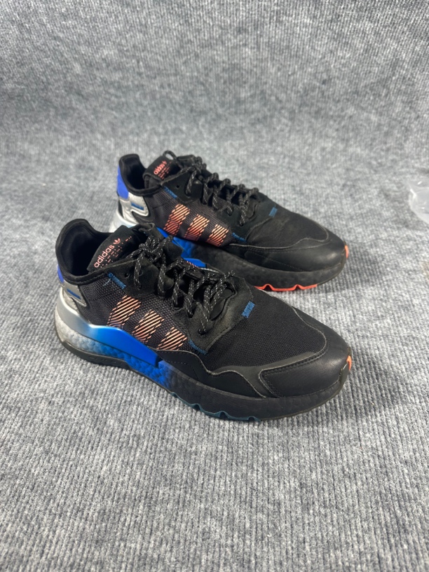 40码250/adidas 低帮 生活休闲鞋 男女同款 黑红蓝