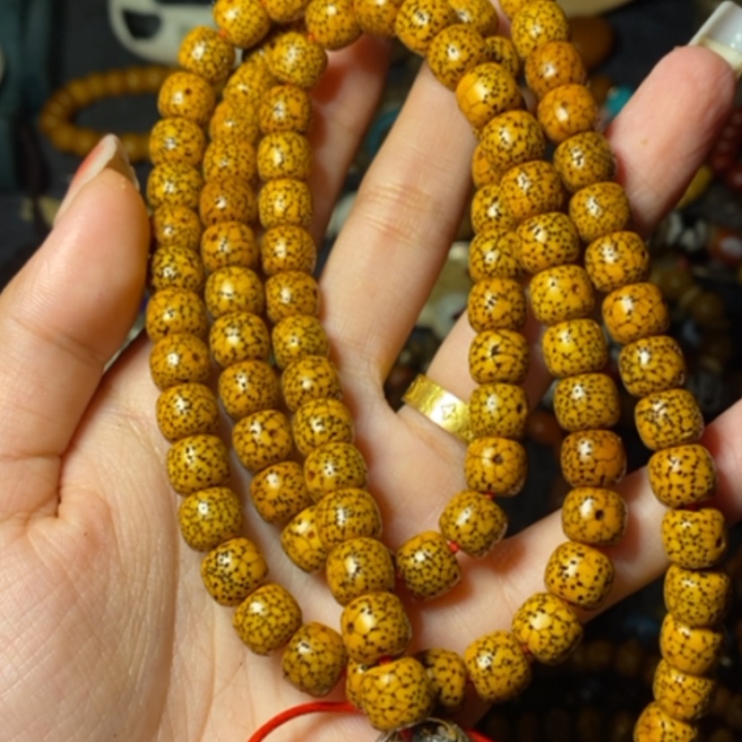 【闪购商品】用****5念珠
