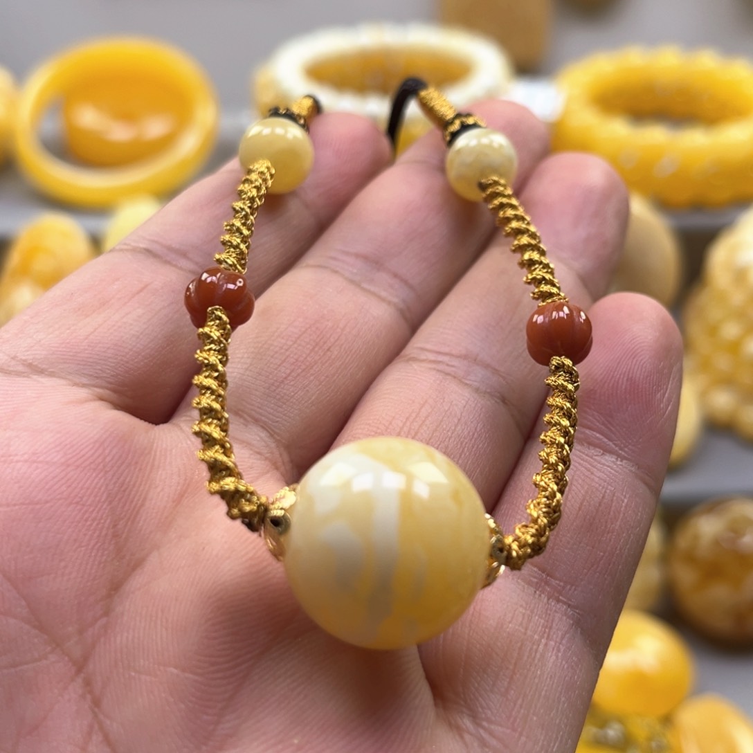 琥珀颈饰未镶嵌吊坠