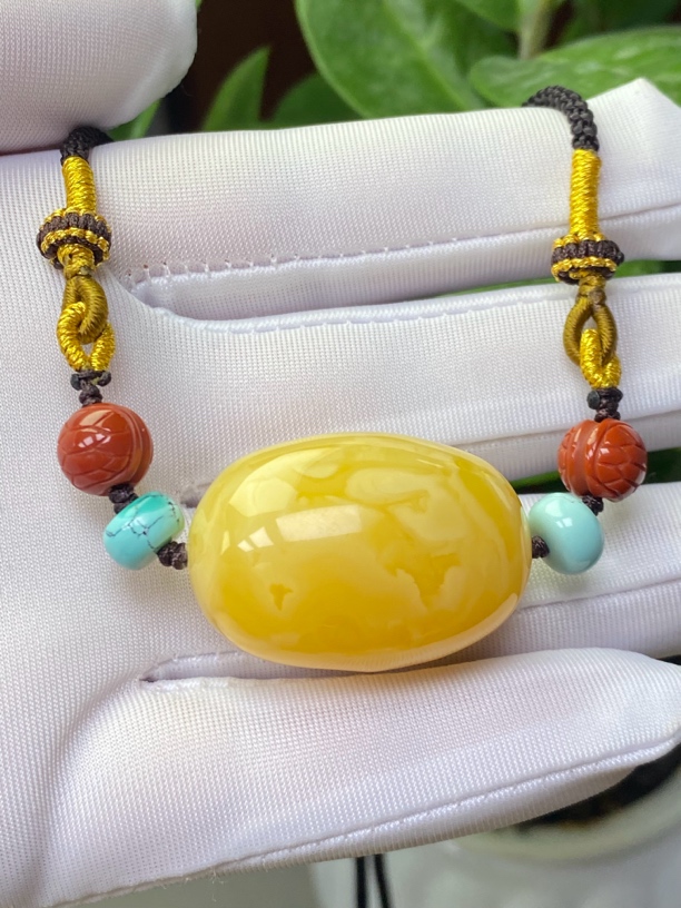 蜜蜡锁骨项链坠、完美无瑕品相好 时尚 福利