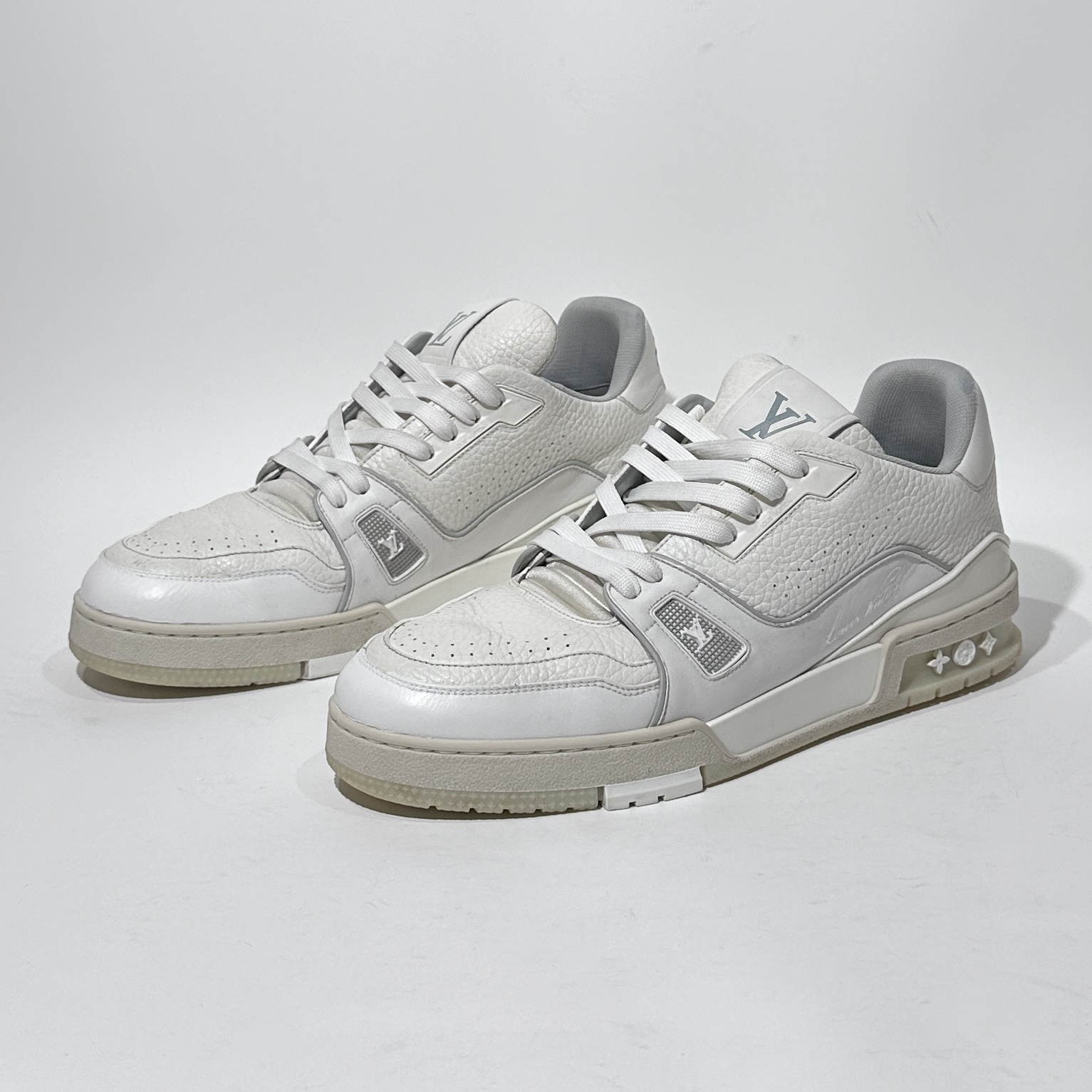 95新 LouisVuitton/路易威登 42码 Trainer 白水泥板鞋/WXC01344