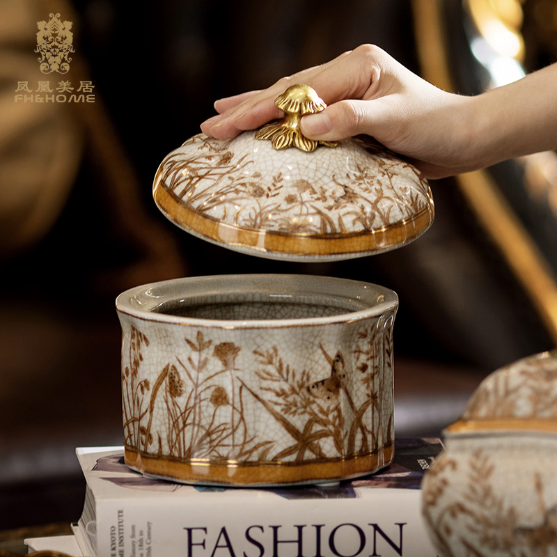 FH&HOME/凤凰美居奢华高温瓷中法式深口裂纹蝴蝶草丛描金糖果盒