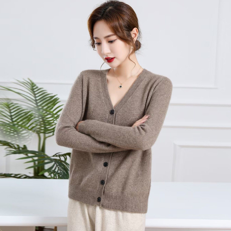 100%纯小山羊绒开衫女2024秋冬新款V领长袖针织羊绒开衫