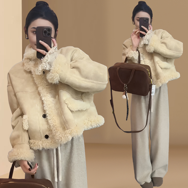 秋冬韩系独特超好看小香风米白毛毛外套女2025年新款爆款秋冬季