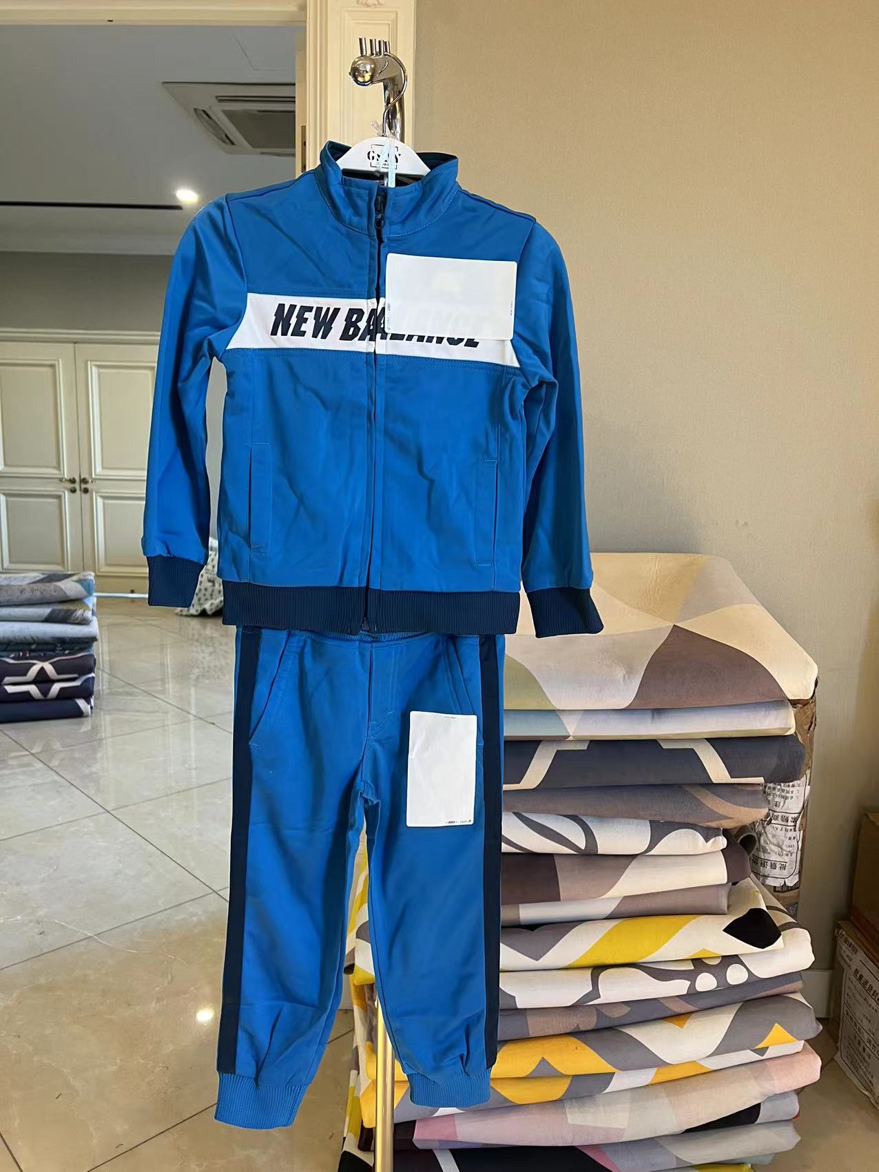 男款运动套装内里抓绒休闲运动服