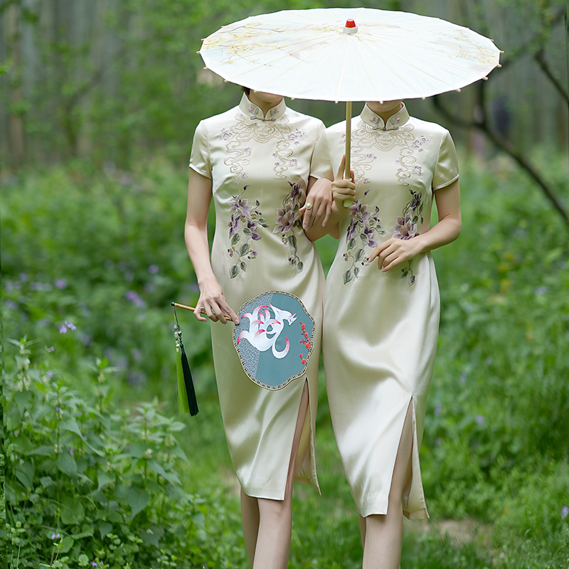【徐永良】51761 S-3XL  新中式旗袍裙醋酸高档祥云绣花中长款
