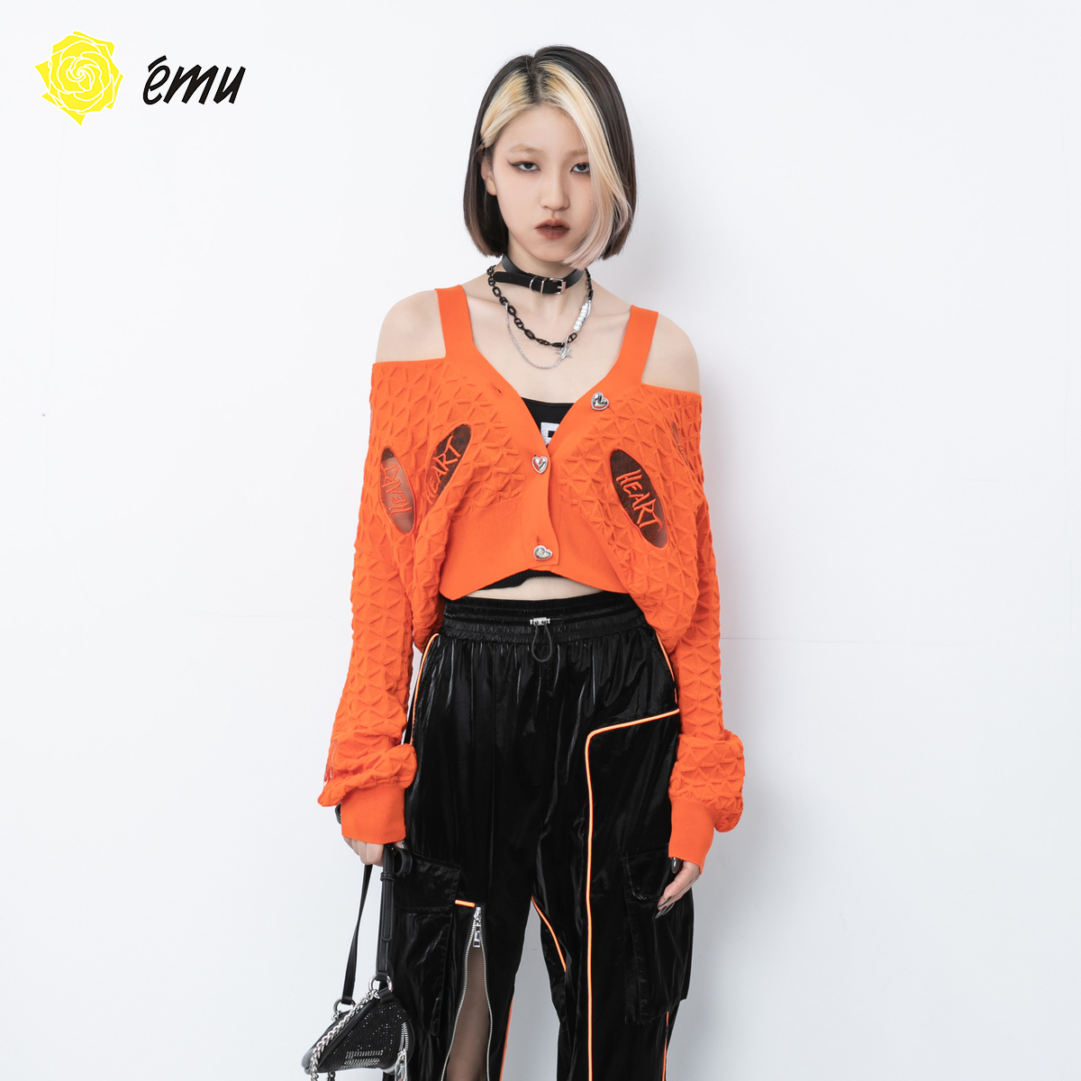 依妙橙色V领解构镂空长袖蝙蝠袖宽松针织衫开衫212110013