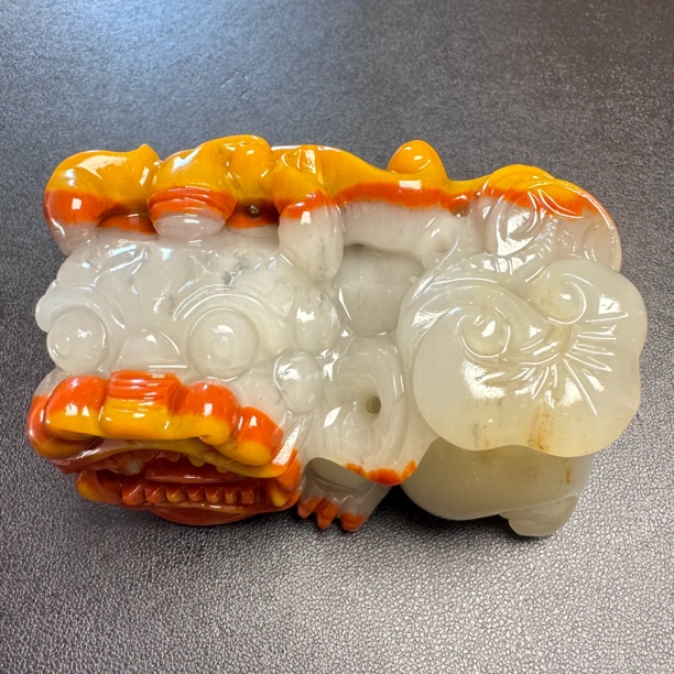 天然黄龙玉貔貅手把件