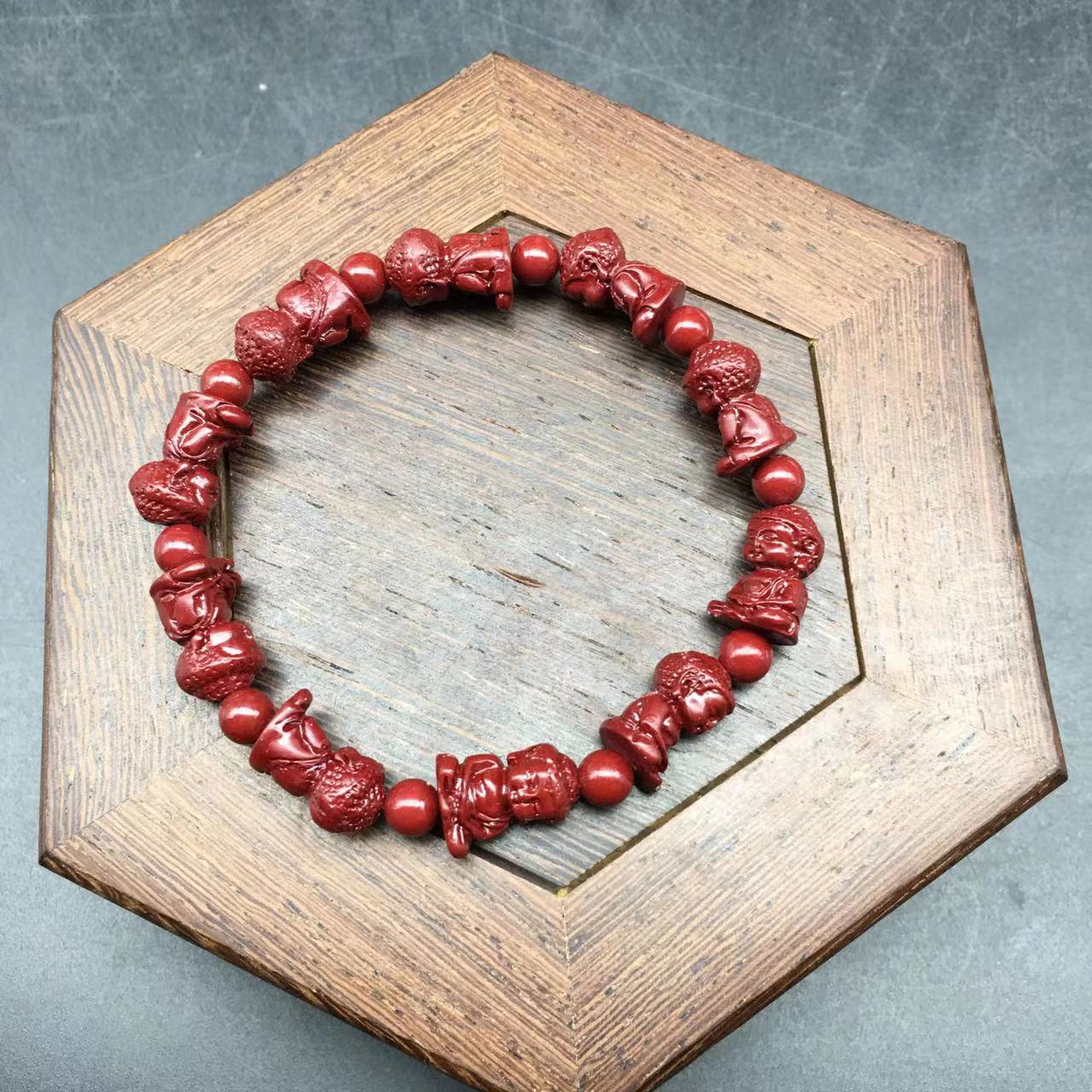 ZA136-朱砂紫金砂雕刻小佛带6mm隔珠单圈手串