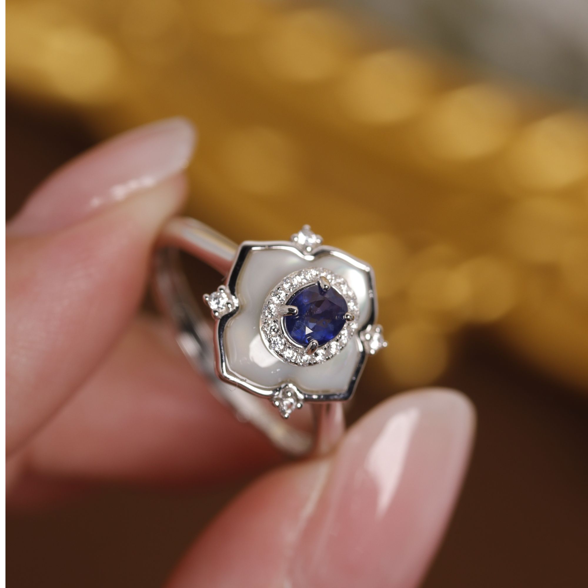 天然蓝宝石戒指通体S925银镶嵌斯里蓝卡戒指