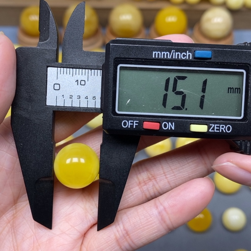 【闪购商品】琥珀裸石未镶嵌睢****奇