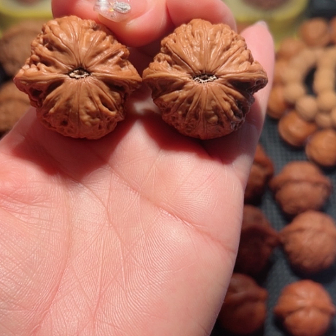 【闪购商品】桃核吊坠大*