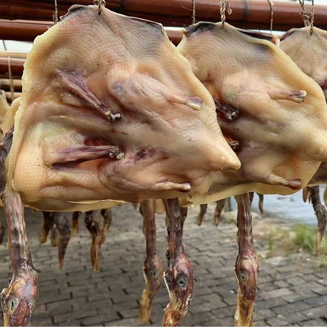 赣南特色散装板鸭手工腊鸭咸香手工制作送礼