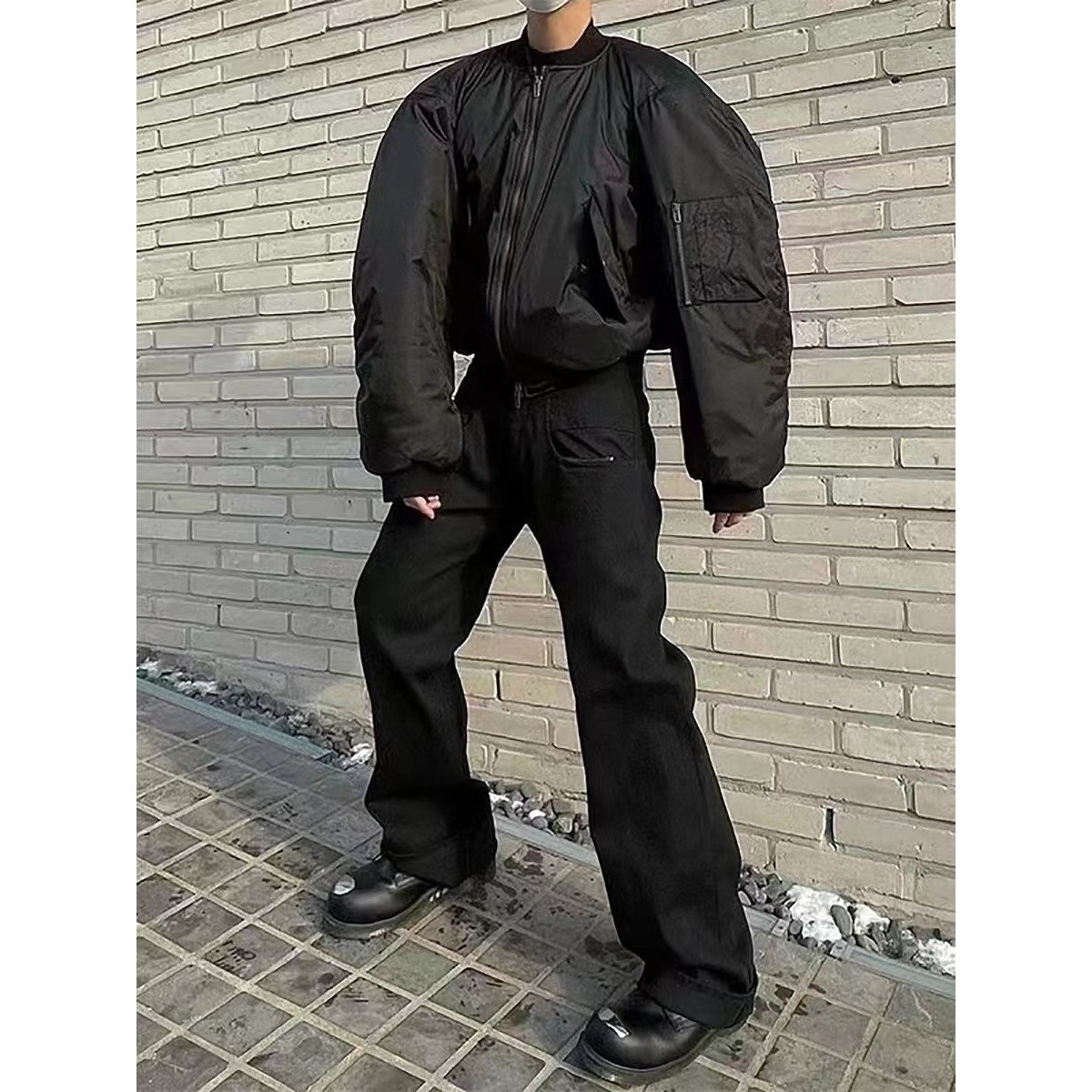 两个月亮马吉拉风宽松直筒百搭低腰大口袋休闲黑色长裤牛仔裤男潮