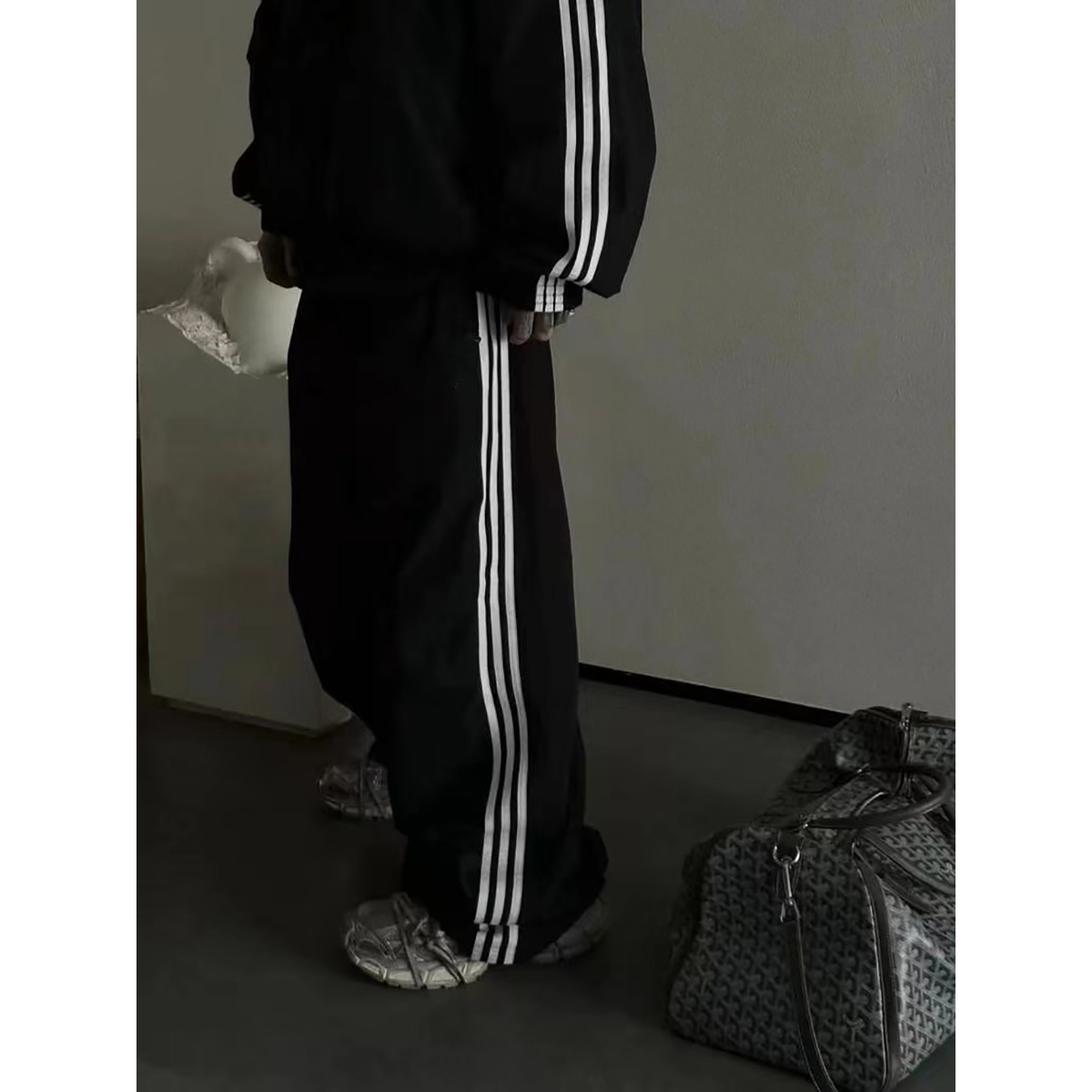 两个月亮美式高街三条杠条纹拼接廓形三道杠直筒尼龙运动长裤男女