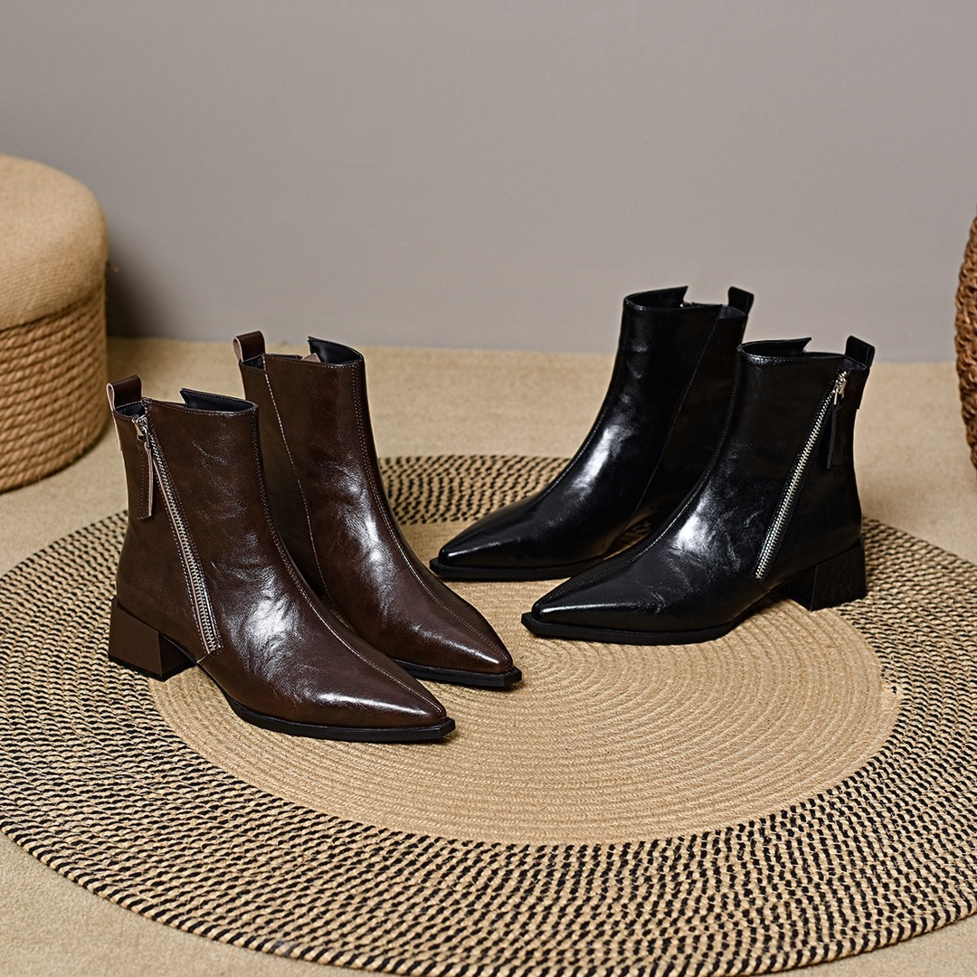 瘦瘦靴法式小裸靴新款美拉德马丁靴安克拉红色瘦瘦靴气质尖头皮靴