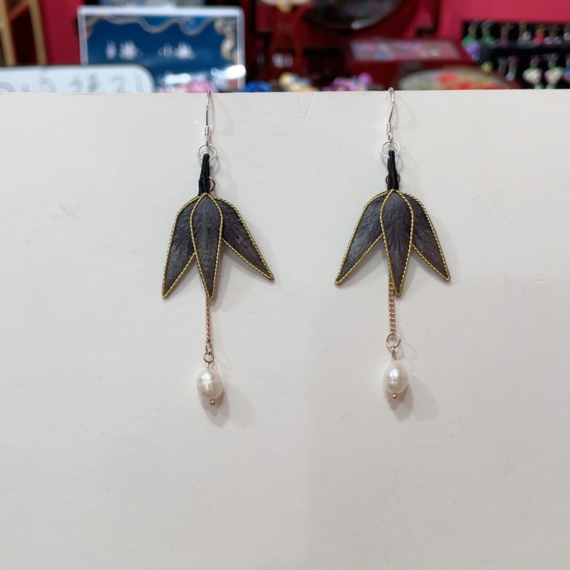 【闪购商品】手工敏织绣M****柳