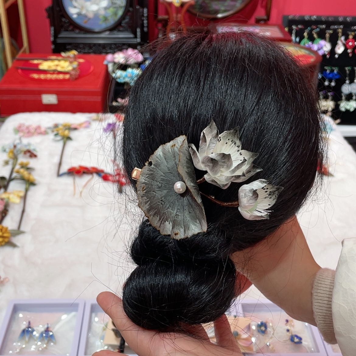 【闪购商品】文手工织绣
