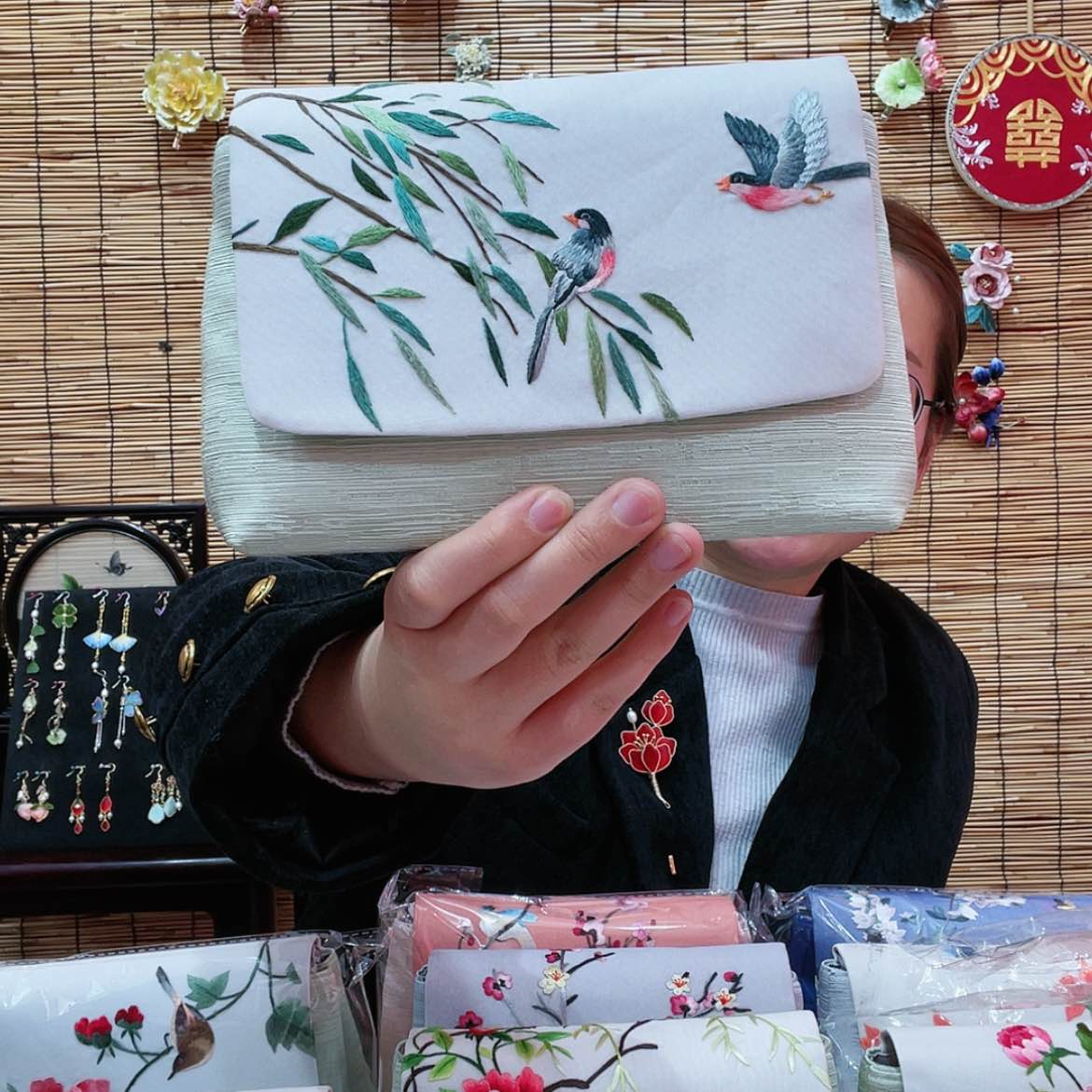 【闪购商品】文手工织绣