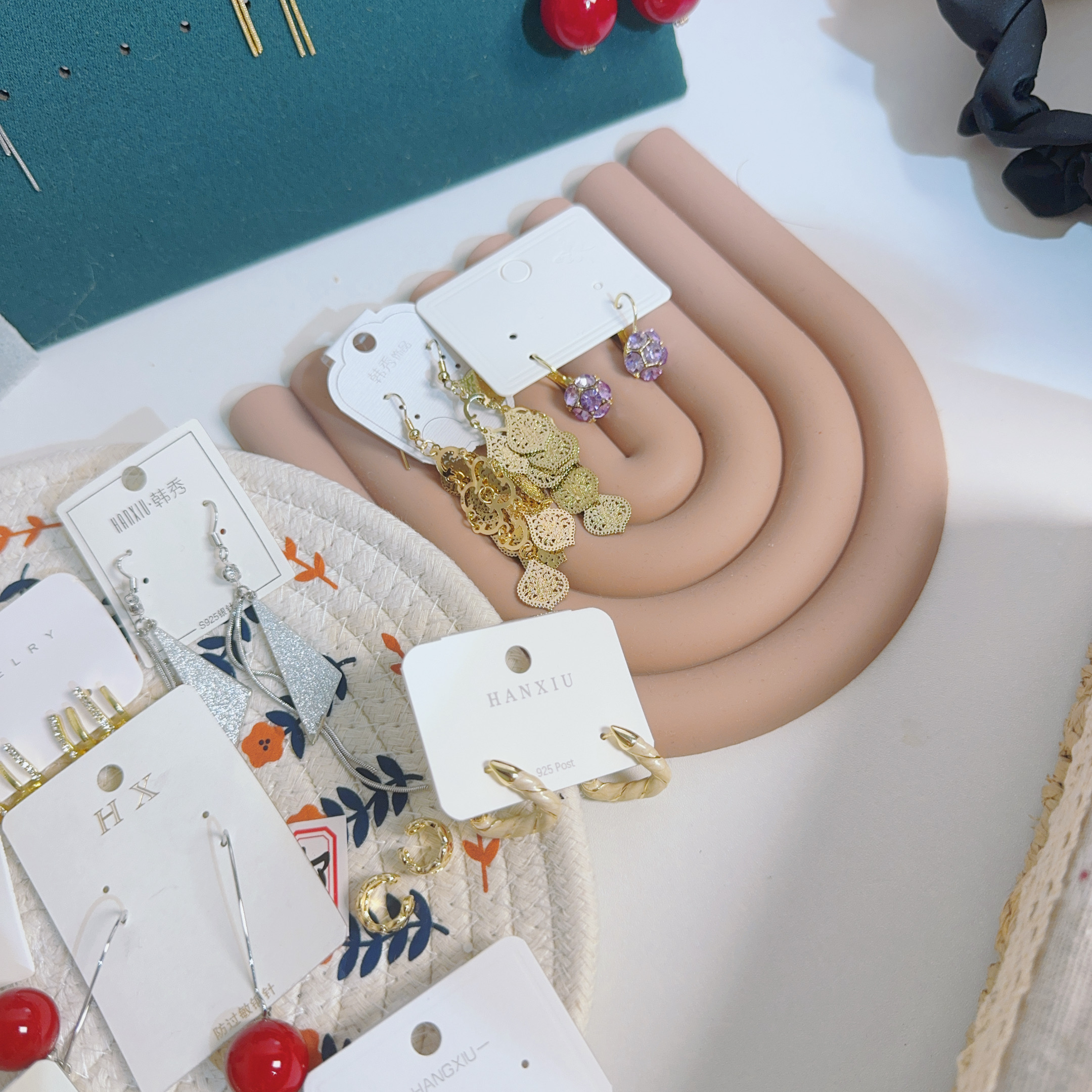 合金仿水晶耳饰 4对19.99米防过敏气质时尚韩版耳饰