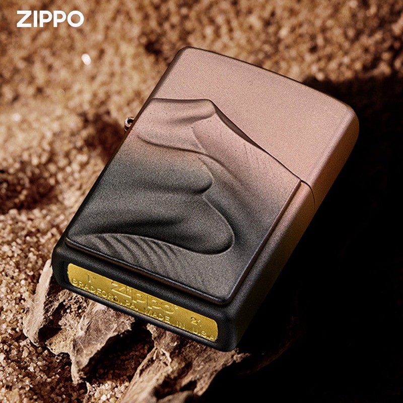 ZIPPO/之宝打火机正版-太仓-LZE-0639-沙丘-渐变漆贴章-刚毅TCJ1