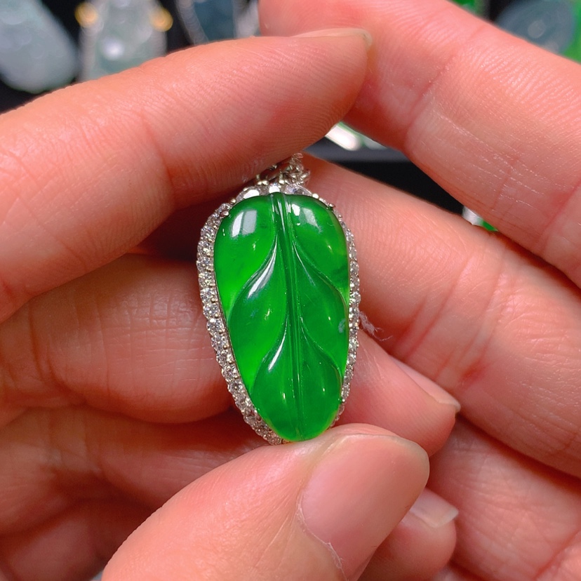 【闪购商品】翡翠颈饰未镶嵌