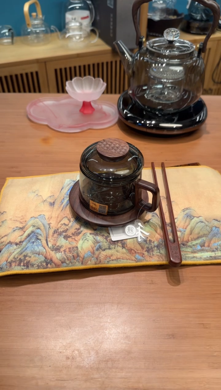 【闪购商品】1禾器臻雅杯烟灰+千里江山+红檀木茶夹