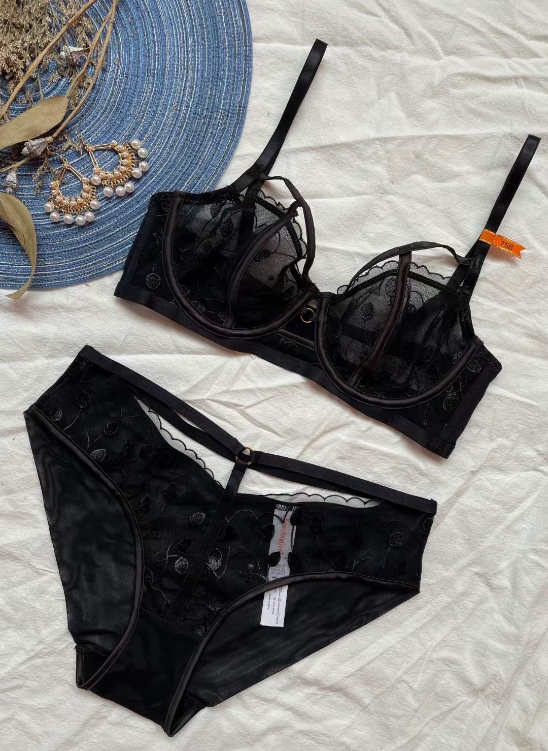 超薄水晶杯聚拢性感文胸