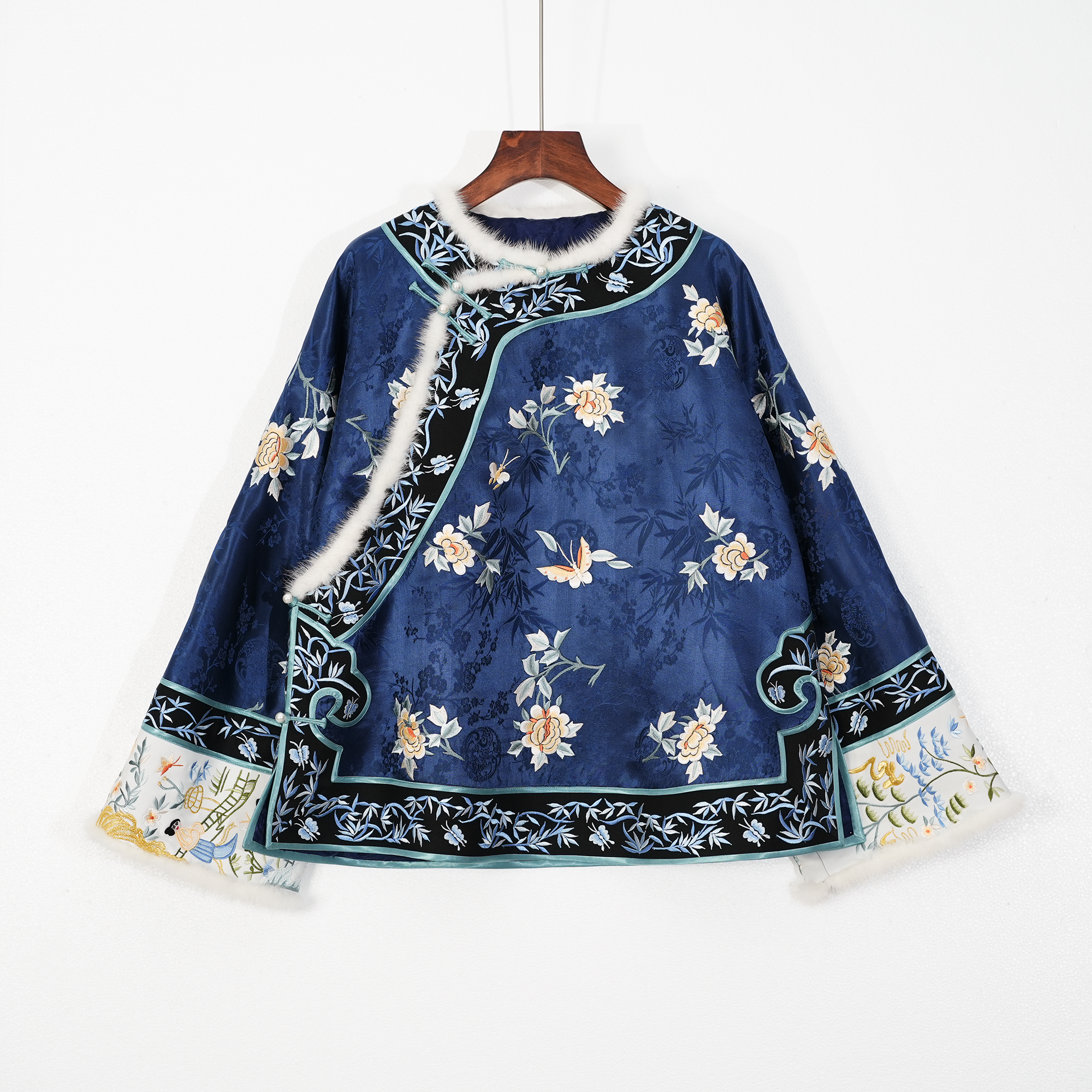 秋冬女士桑蚕丝上衣中国风传统国风中式重工刺绣厚款太太服