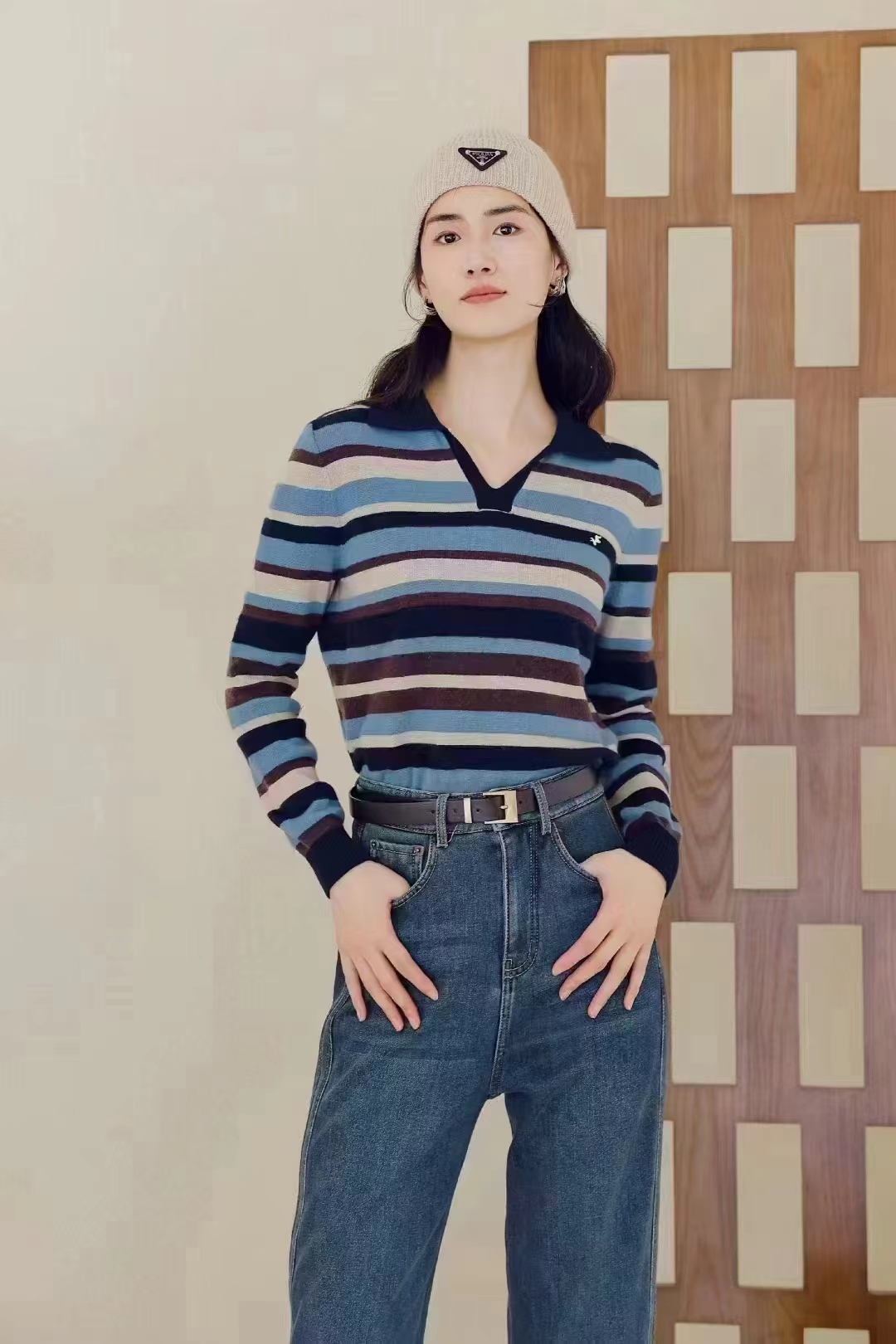 秋季气质V领撞色条纹针织T恤女小众风格软糯上衣