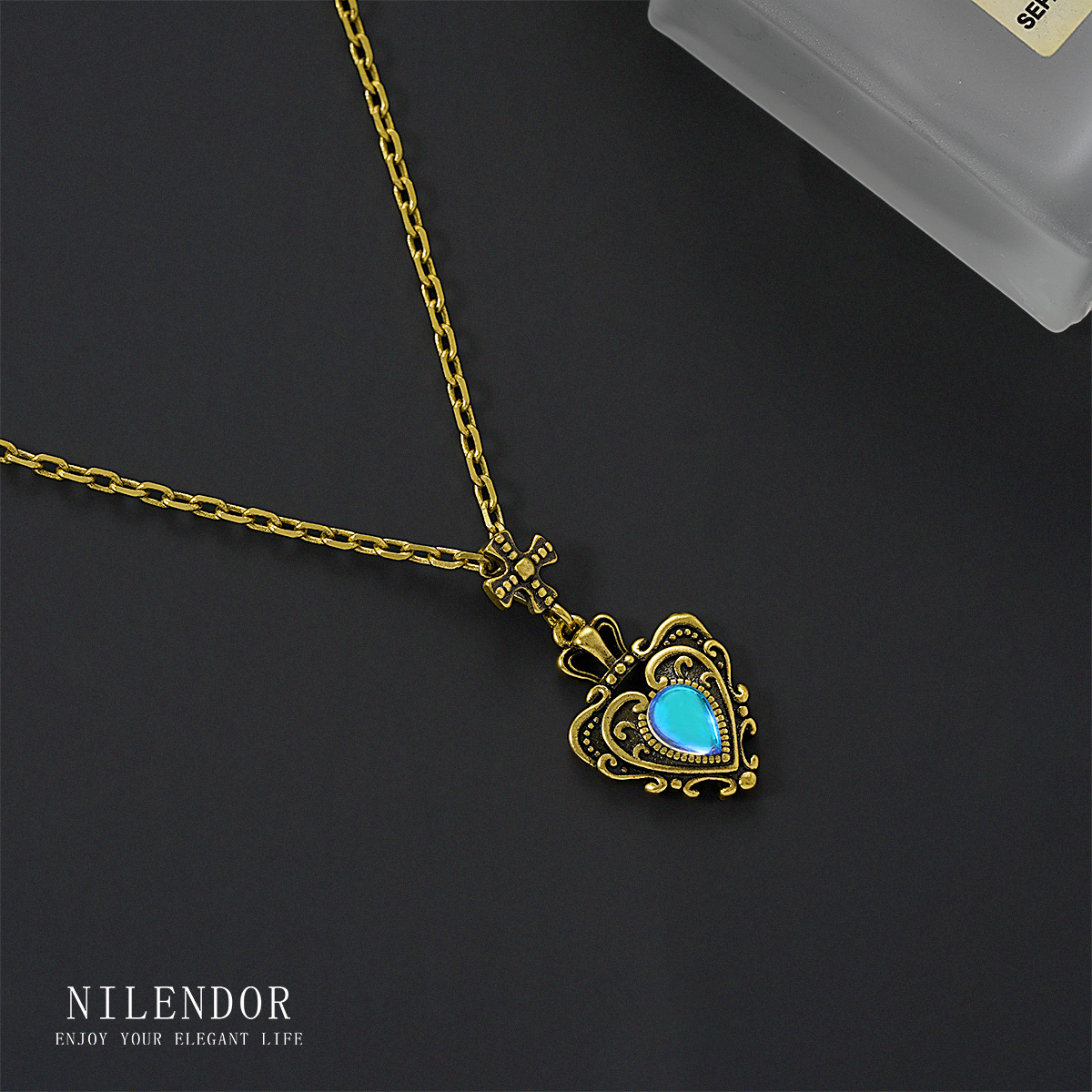 铜合金合成锆石项链 XL-138轻奢复古皇冠爱心项链