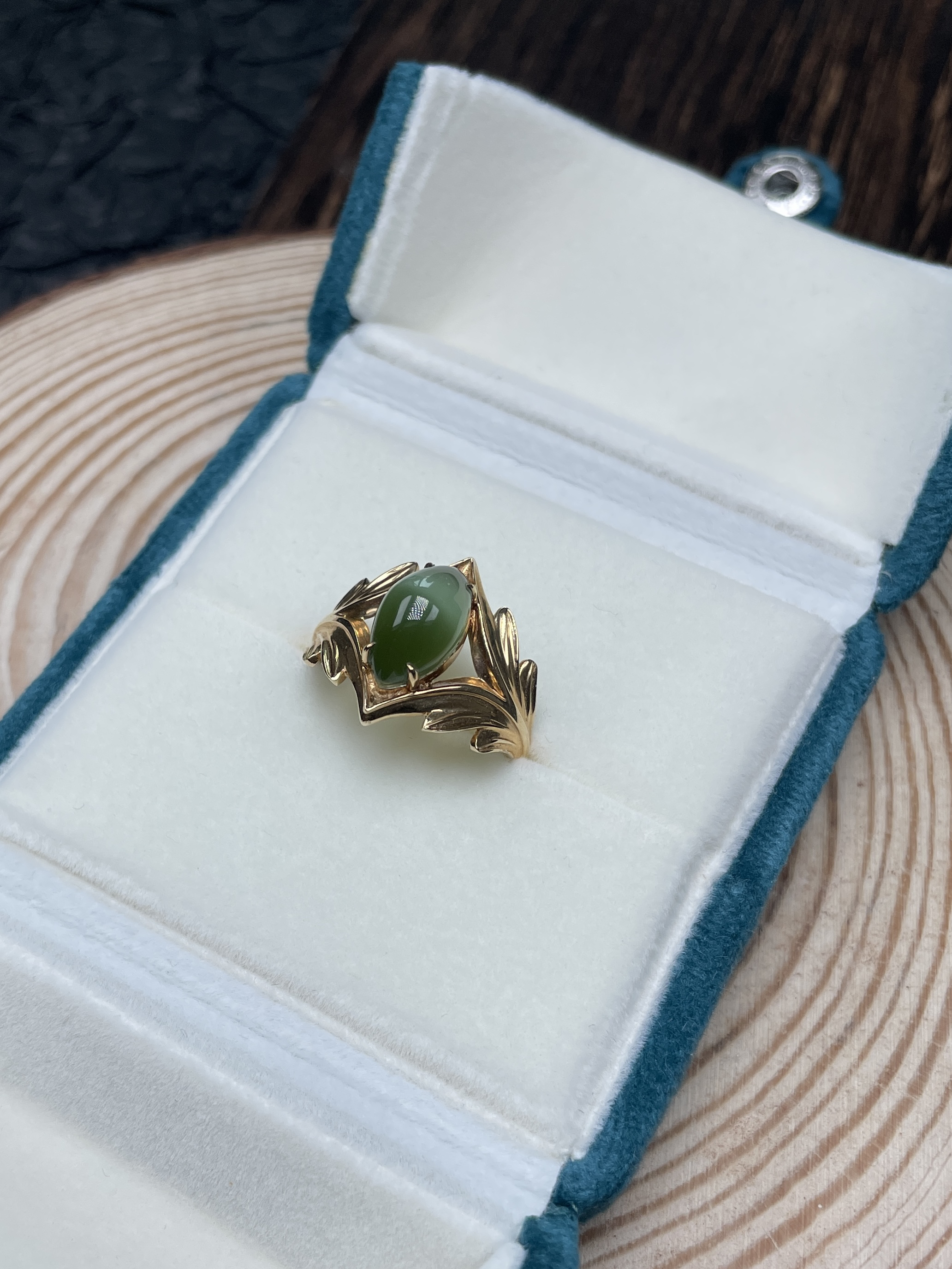 猫眼碧玉戒指18k镶嵌