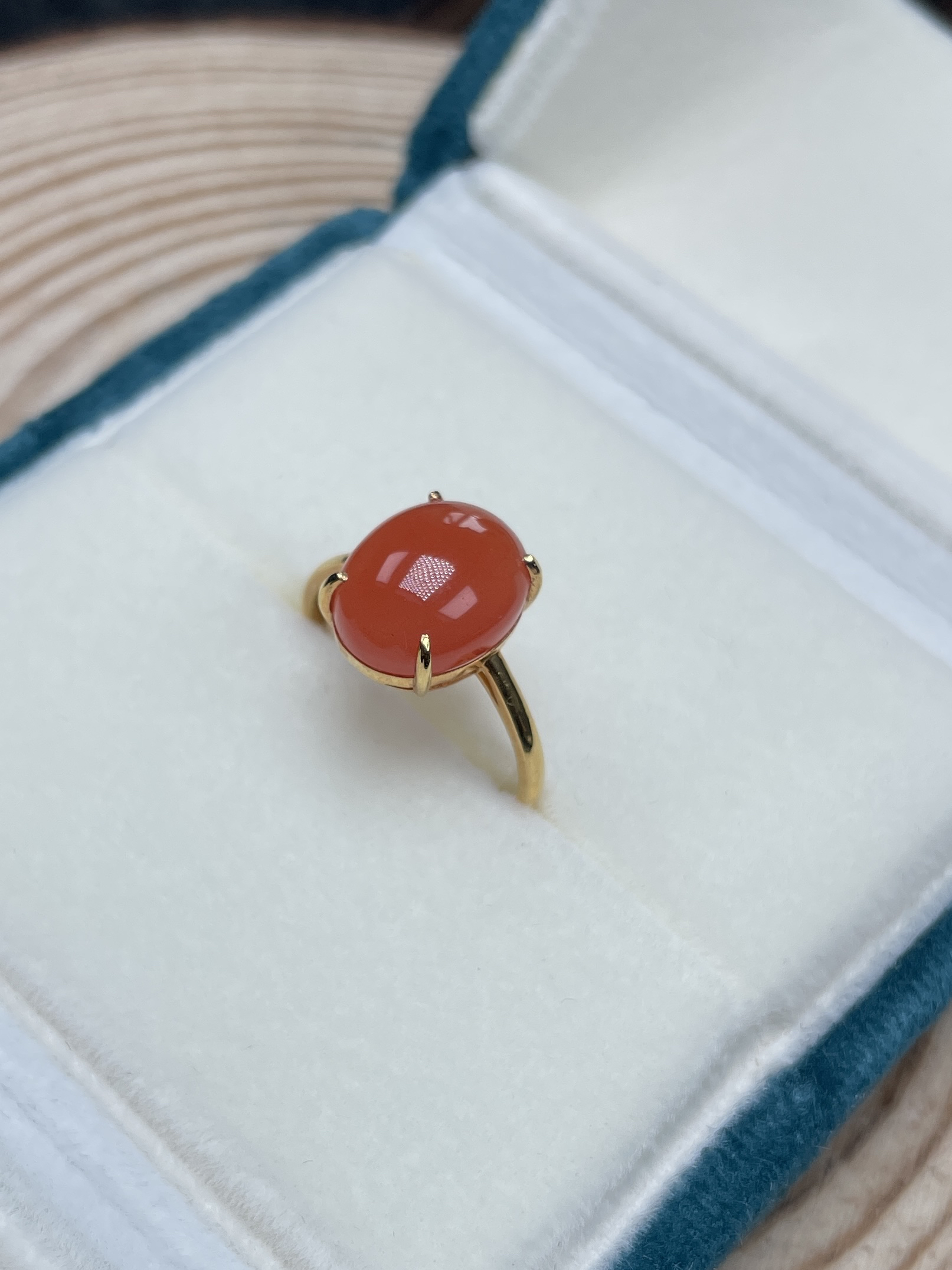 精品南红戒指18k镶嵌