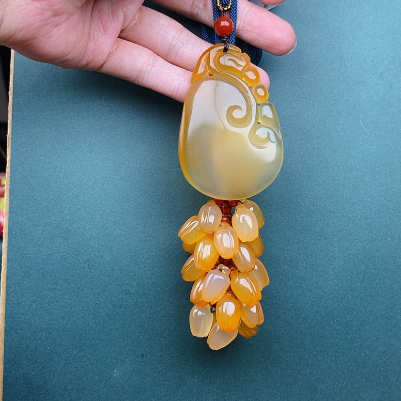 【闪购商品】玛瑙/玉髓车挂未镶嵌R****u
