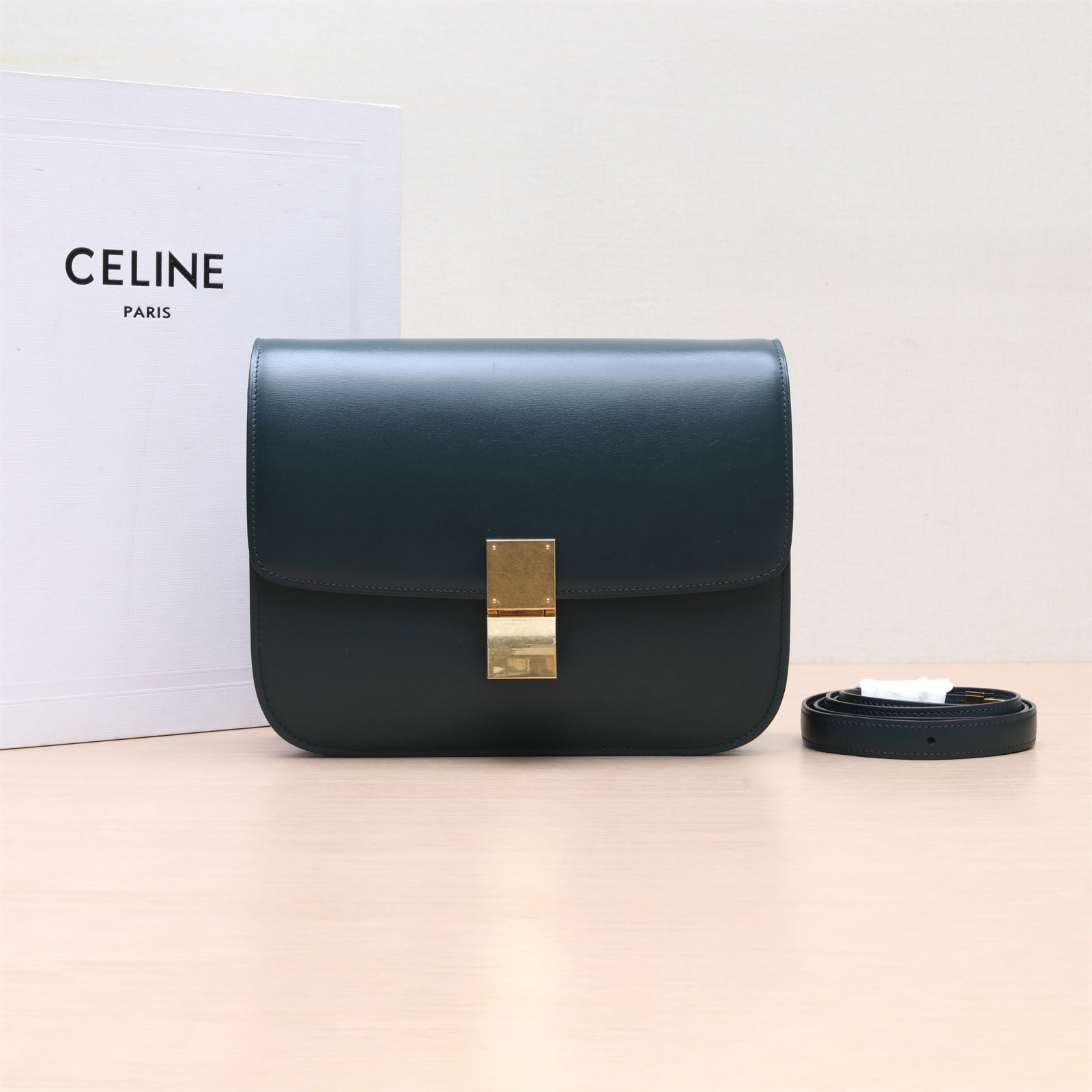 95新  小花姑姑 P253290837 Classic Box 中号 墨绿色 皮革C