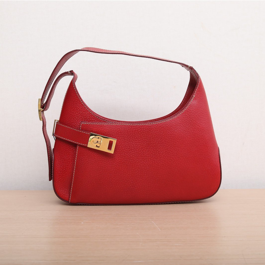 95新 FERRAGAMO/菲拉格慕 活动姑姑P232712172 U型马蹄扣腋下包