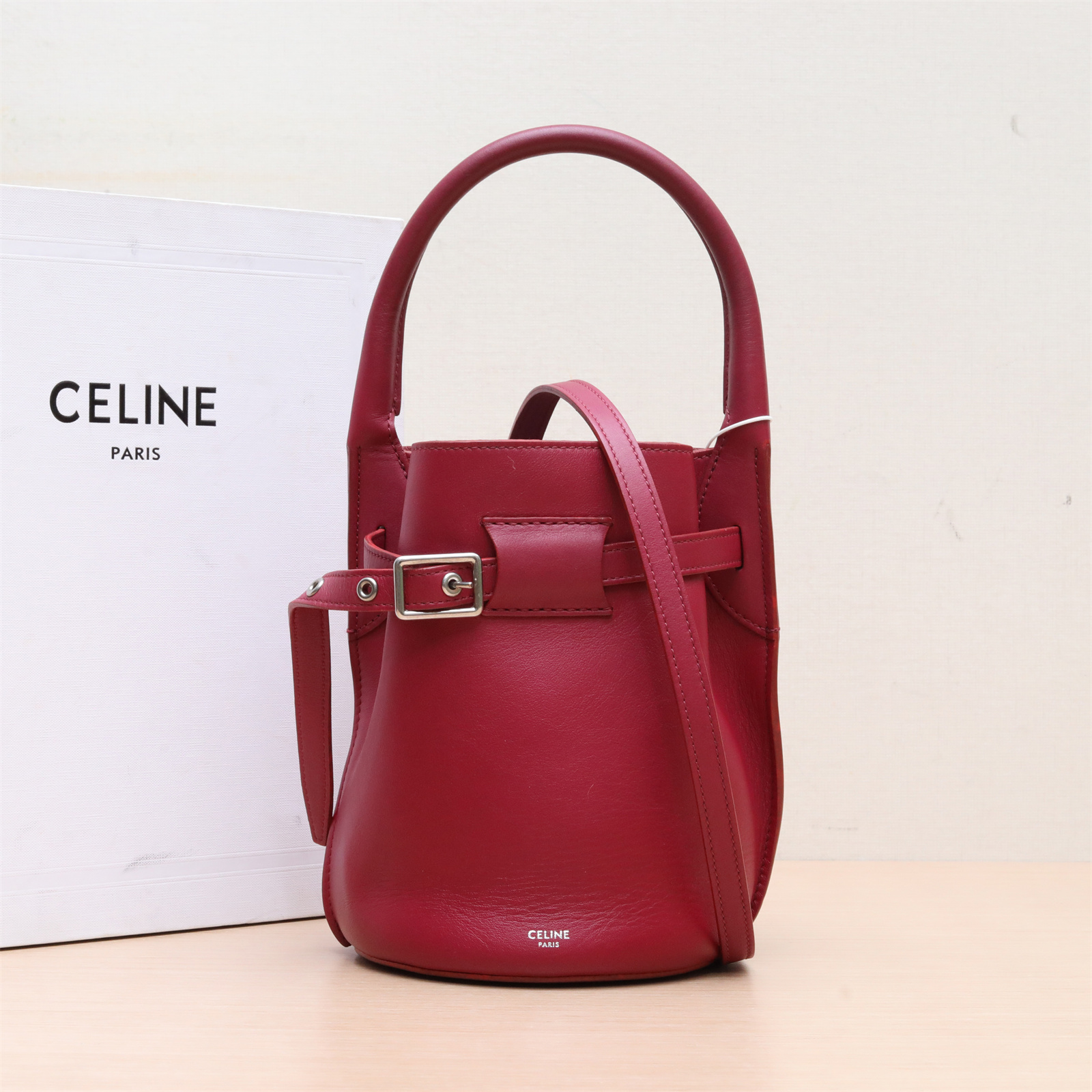 95新 Celine/思琳 小花姑姑P224411992 水桶包 Nano 紫红色
