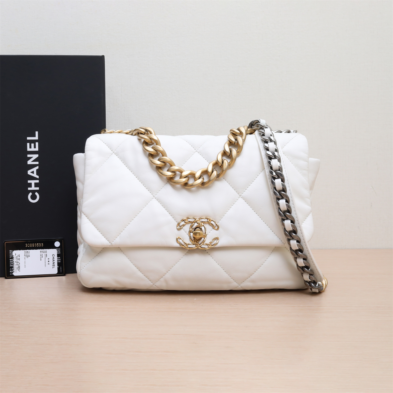 95新 Chanel/香奈儿 小花姑姑新8712219BAG 口盖包 中号 白色