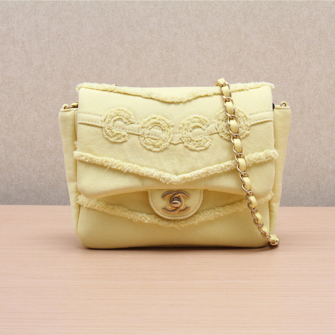 99新 Chanel/香奈儿 活动双双 coco 牛仔 方胖子 黄色 29开