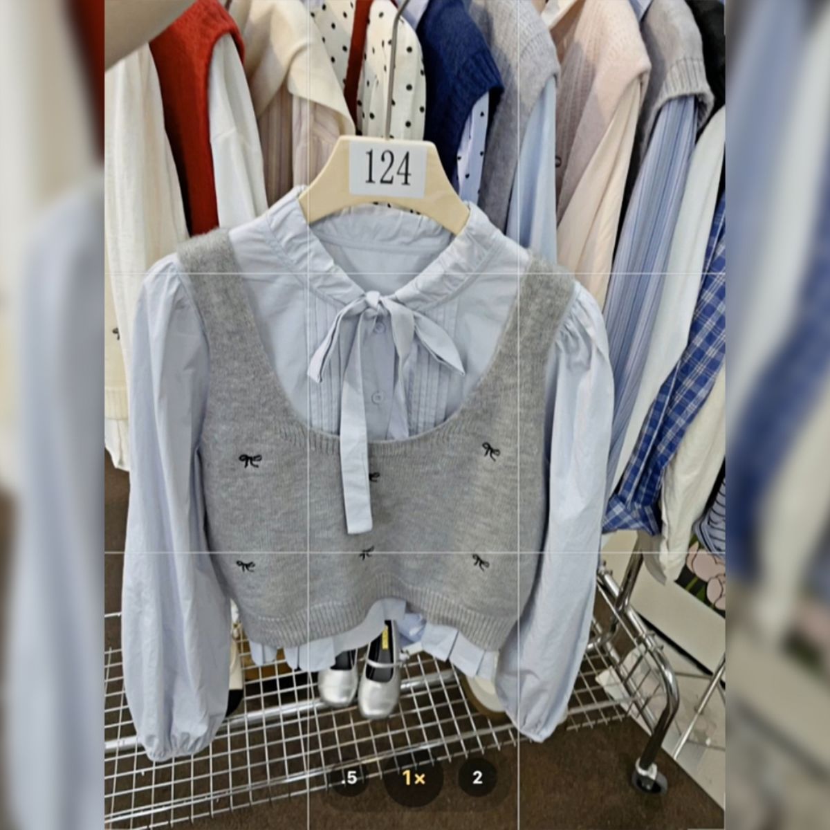 氛围感穿搭秋冬季2024新款温柔学院风衬衫蝴蝶结针织马甲两件套装