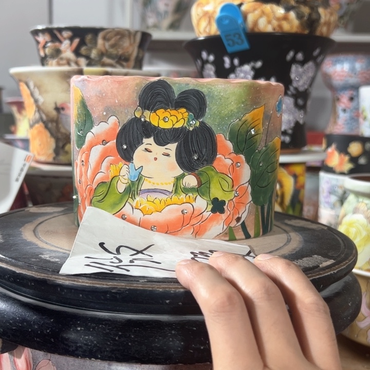 景德镇市昌江区手绘花盆