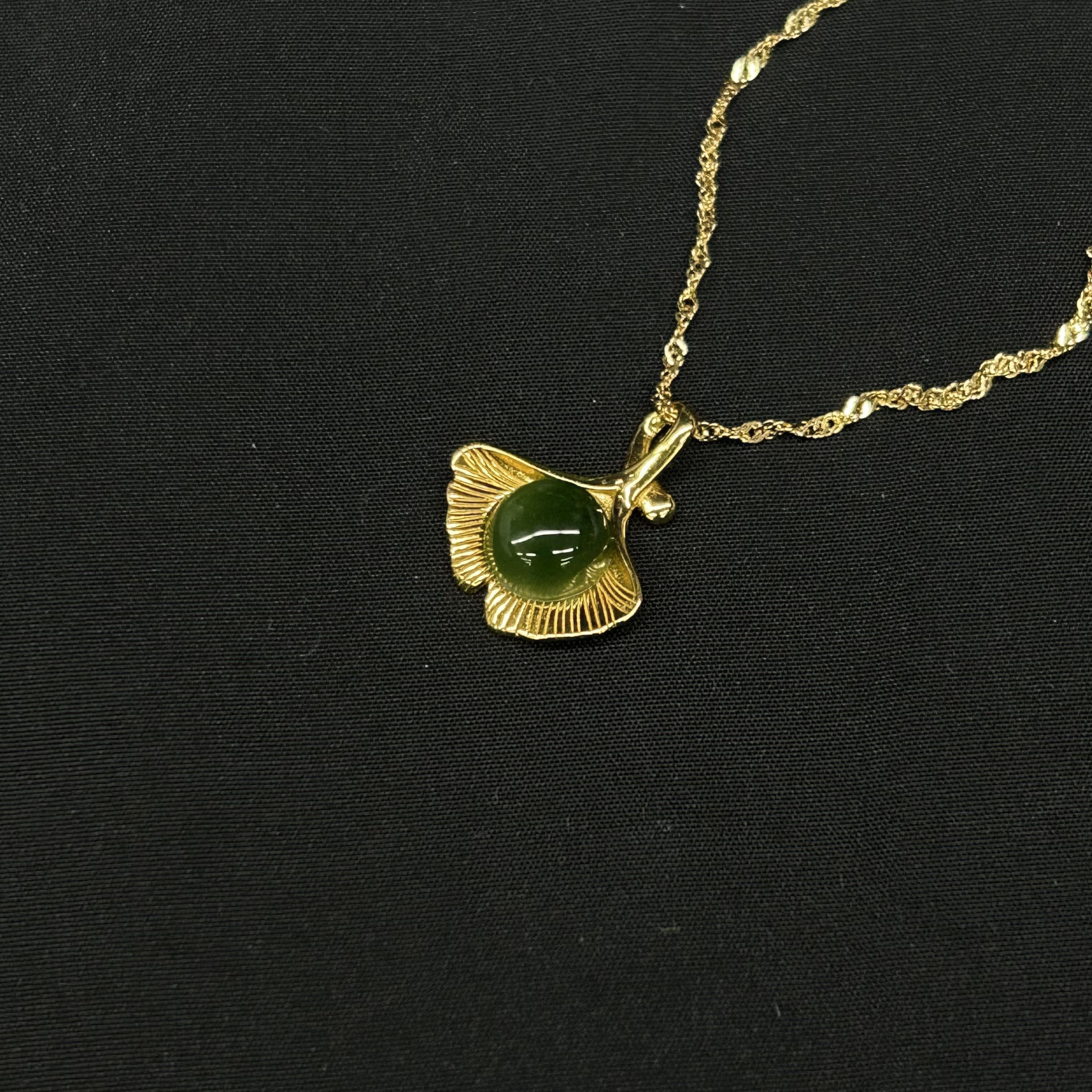 【双11大促】香港王老板-和田玉镶嵌圆珠吊坠z39