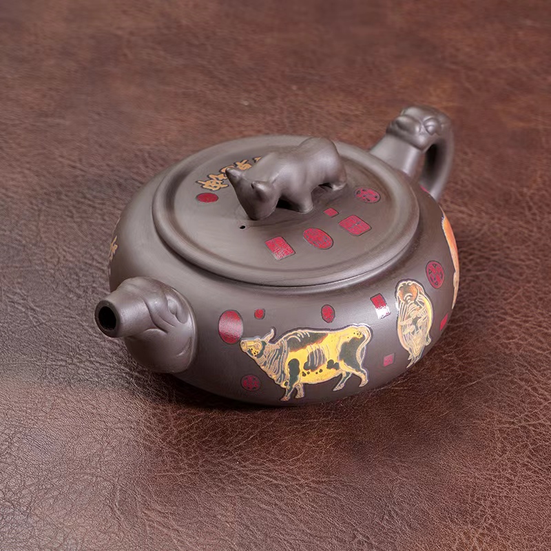 紫砂扭转乾坤单壶