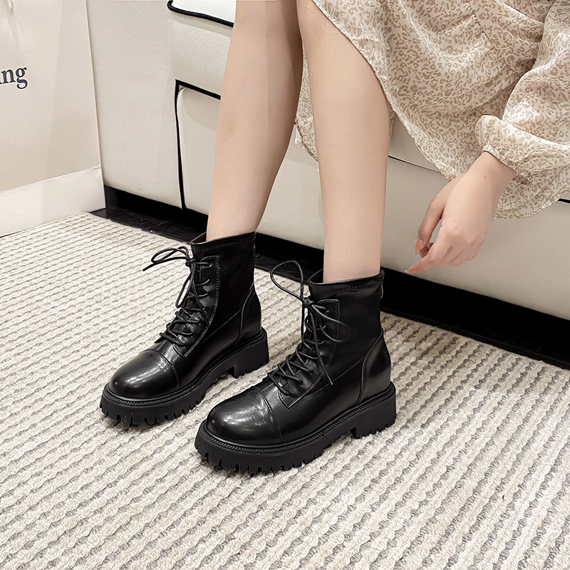 【31码起】2025新款小码女靴313233秋冬厚底英伦风短靴时尚马丁靴子